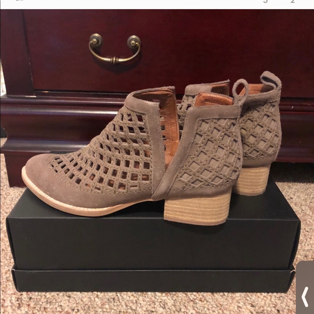 Women’s Jeffrey Campbell Taggart Bootie